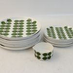 737 2098 DINNERWARE